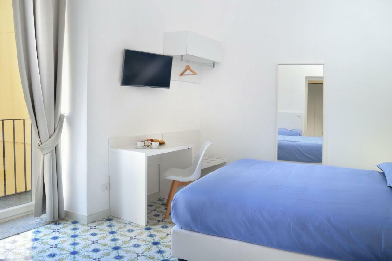 Casa Teresella Hotel เนเปิลส์ ภายนอก รูปภาพ