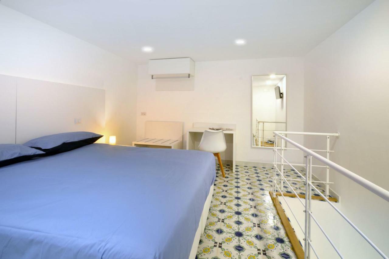 Casa Teresella Hotel เนเปิลส์ ภายนอก รูปภาพ