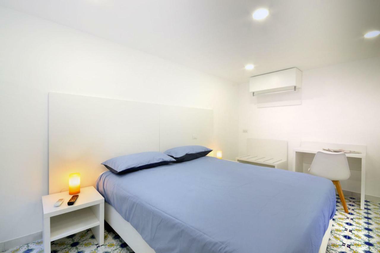 Casa Teresella Hotel เนเปิลส์ ภายนอก รูปภาพ